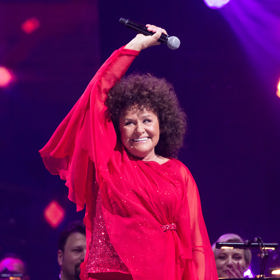 Vlasy jsou tématem číslo jedna také u zpěvačky Jitky Zelenkové.