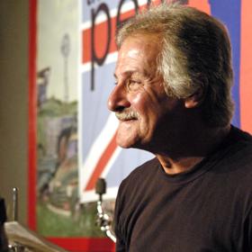 První bubeník Beatles Pete Best opustil skupinu těsně před jejich úspěchem s písní Love Me Do.