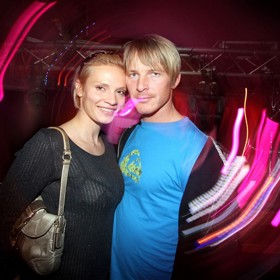 DJ Ladida s otcem svých dcer, snowboardistou Martinem Černíkem.