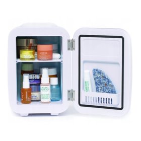 Kosmetická mini lednice Meloni s chladicí funkcí i ohřevem. Topking, 3099 Kč