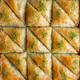 V zahraničí Václavu nazývají Vaklava, což Vendule připomíná dezert baklava.
