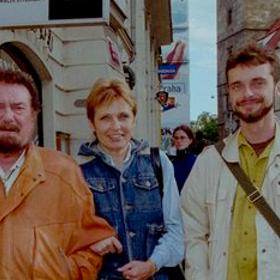 Celá rodina pohromadě na archivním snímku - Waldemar Matuška, Olga a syn Waldík.