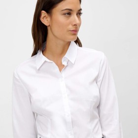Vypasovaná dámská bílá košile. Orsay, 449 Kč