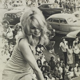 Herečka Brigitte Bardot: „Muži jsou šelmy, ale ani šelmy se nechovají tak, jak se chovají muži."