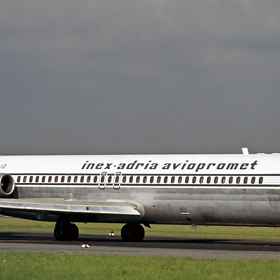 V Suchdole havaroval letoun Douglas DC-9, snímek pochází z roku 1973.