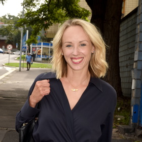 Delší mikádo zdobí i herečku Petru Hřebíčkovou. 