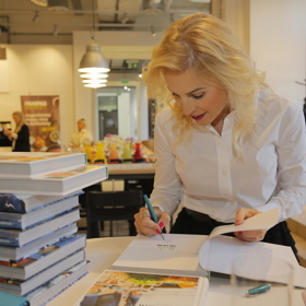 Lada Nosková říká, že kniha je rozdělena na snídaně, svačiny a večeře, přičemž zhubnout by se mělo podařit každému, kdo bude recepty v libovolném pořadí kombinovat.