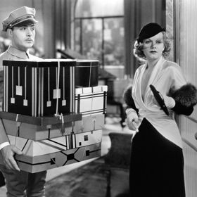 Ta jí nasadila přísnou dietu. Chtěla, aby se na Jean Harlow opět upřela zář reflektorů. Dávala jí jen tvaroh, plátek ananasu a jednu mrkev. Nic jiného během dne nesměla sníst.