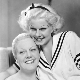 Po rozvodu s třetím mužem se Jean Harlow vrátila ke své matce.