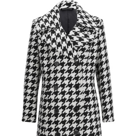 Klasická projmutá silueta a nadčasový černobílý vzor nejen pro milovnice retra. BPC, Bonprix.cz, 1799 Kč