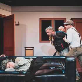 Divadelní a hudební spolek LASO na podzim uvede novou inscenaci Náhlá smrt aneb Majstrštyk.