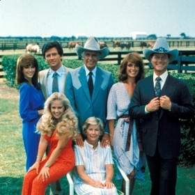 V roce 1978 přišel seriál Dallas, v němž si Patrick Duffy zahrál Bobbyho Ewinga, nejmladšího syna rodiny bohatých naftařů. Bobby byl férový a ochotný vždy pomoct, pravý opak svého staršího bratra J.R. (Larry Hagman).