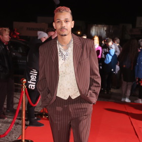 Zpěvák Ben Cristovao neprožívá nejlepší srpen.