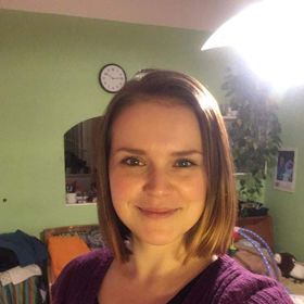 Všechna potřebná vyšetření ke stanovení diagnózy absolvovala Hanka beze strachu. A to hned z několika důvodů - za prvé se nezdráhá experimentovat a nové věci pro ni představují výzvu, za druhé kdysi chtěla studovat medicínu a za třetí si potřebné informace dohledala na internetu, takže věděla, co ji čeká. Tady ale pozor! Ne vše, co na internetu najdete, vás uklidní. Pokud budete pátrat po ověřených informacích, čerpejte jen ze zdrojů, které zaštiťuje odborník nebo instituce zabývající se danou problematikou. Diskuse na sociálních sítích vás spíše (a neprávem) vyděsí.