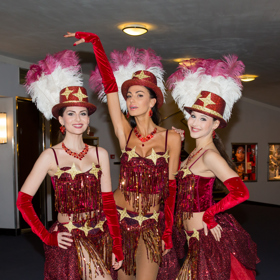 Elišku Bučkovou můžeme vídat v muzikálu Kvítek mandragory, který uvádí pražské Divadlo Broadway.