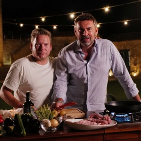 Emanuele Ridi se v pořadu Manu a Matěj setkává s hudebníkem Matějem Ruppertem.