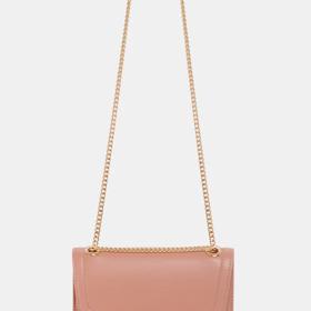 Nádherná módní minikabelka z jablečné alternativy kůže svou barvou jablka také připomíná. Ashoka.com, 170 eur