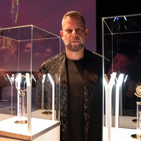 Kreativní producent a režisér Pepe Majetský představuje veřejnosti letošní České slavíky.