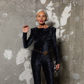 Grece Ghanem je instagramová influencerka pro ženy nad padesát let.