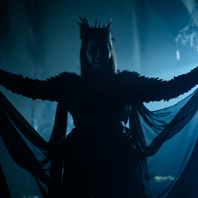 Kostýmy i masky jsou v pohádce skutečně působivé. 