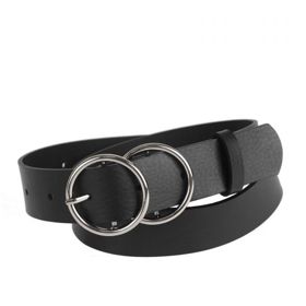 Černý pásek ve střední šířce je klasika, ale co ho trochu ozvlášnit - třeba dvojitou sponou? Sperkovnictvi.cz, 399 Kč