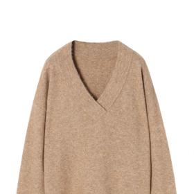 Legíny a sněhule korunujte oversize svetrem. Tatuum, 2299 Kč