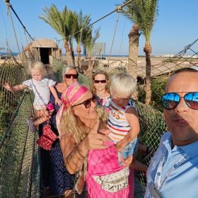 Nechybělo setkání s kamarádem Mohamedem, který Vendule Pizingerové poskytl azyl v těžké životní situaci.