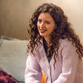 Skyler nedávno svedla Františka a myslela si, že se k ní vrátí.