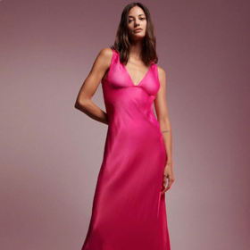 Svítivě růžové slipové šaty Reserved, 699 Kč