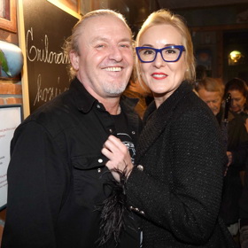 Pepa Vojtek s manželkou Jovankou si poslední divadelní večírek nenechali ujít. 