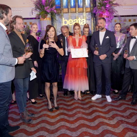 Kalendář i poslední kolekce nese jméno Pebbles, v překladu oblázky.