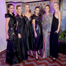 Módní návrhářka pokřtila svůj kalendář pro příští rok a chybět nesměla módní přehlídka.