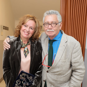 Dědečkem Lotti Töpfer je bratr Tomáše Töpfera Pavel. Na snímku se svou partnerkou, herečkou Jitkou Sedláčkovou.