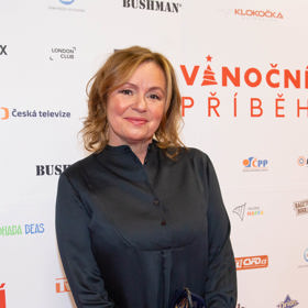 Herečka Jitka Sedláčková je nově také babičkou. Vnučku od syna Filipa prý uvidí den před Štědrým dnem.