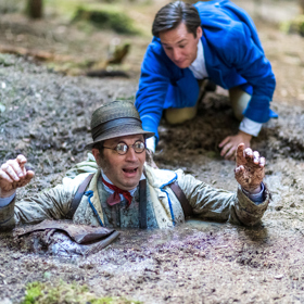 Ondřej Sokol si v Krakonošově tajemství zahrál národopisce Pravoslava Jiráčka.