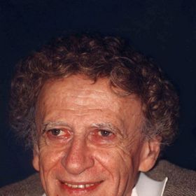 "Musíte vždy zvolit dobro, i když víte, že z vás jednou bude prach. Důležité jsou skutky, které v našem životě učiníme."