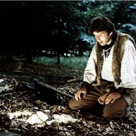 Nebojsa (Ján Kroner) v zakletém mlýně uzřel obrázek princezny a rozhodl se ji zachránit.