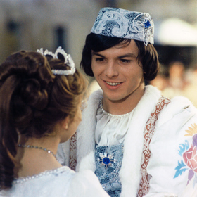 Pavel Trávníček ve své nesmrtelné roli v pohádce Tři oříšky pro Popelku.