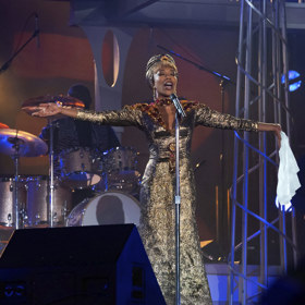 Whitney Houston začínala jako mladá gospelová sboristka v New Jersey. 