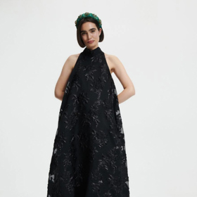 Večerní maxi šaty Reserved, 1 999 Kč