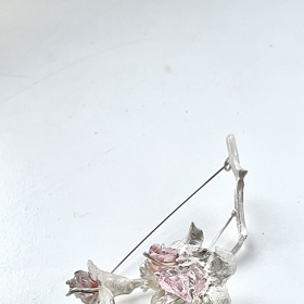 Také brož, kterou si vybrala první dáma Eva Pavlová, je jí inspirována.