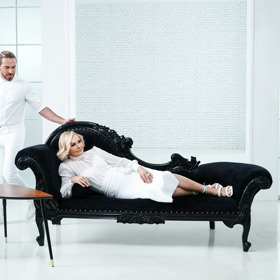 Helena Vondráčková se svým kadeřníkem Tomášem Arsovem.