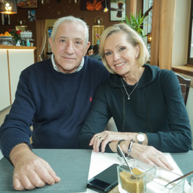 Helena prozradila, že její partner Martin Michal vaří výborný buřtguláš, který ovšem ona sama nejí. 