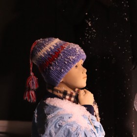 Ve 4. patře obchodního domu Kotva se nachází Retro muzeum Praha, které se životu v 70., 80. a 90. letech věnuje.