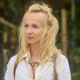 Jana Plodková získala roli Alice díky působivým kamerovým zkouškám.