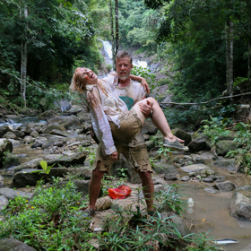Ve filmu Ostrov hrají Langmajer a Plodková rozvádějící se manželkou dvojici.