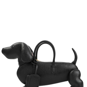 Kabelka ve tvaru psa Thom Browne, 55 644 Kč