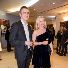 Artur nedávno oslavil 20. narozeniny a aktuálně studuje v Itálii - nastoupil na univerzitu designu a interiéru v Miláně.