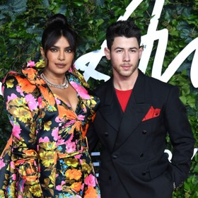 Služeb náhradní matky využili také manželé Priyanka Chopra a Nick Jonas. Jejich dcera Malti Marie Chopra Jonas oslavila v lednu 1 rok. 