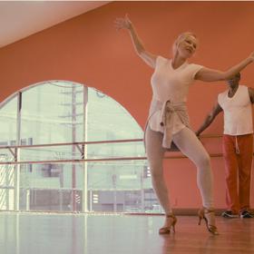 "Nejsem oběť, ale přeživší," tvrdí Pamela Anderson, která má za sebou poměrně turbulentní život.